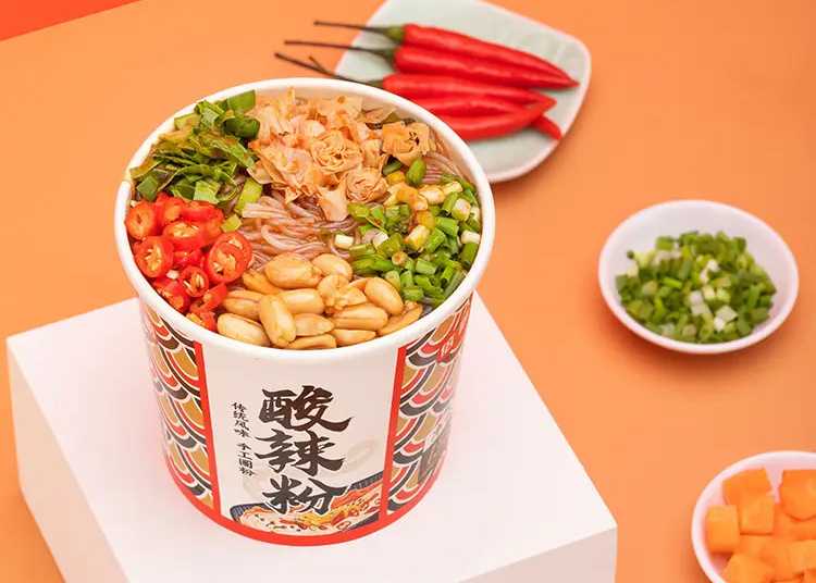 【品質(zhì)之選】桶裝泡面封口包裝生產(chǎn)線：攜手陳村、楊掌柜、金華、顧大嫂、統(tǒng)一，共鑄食品包裝新篇章